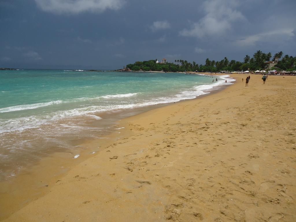Santori Unawatuna Exteriör bild