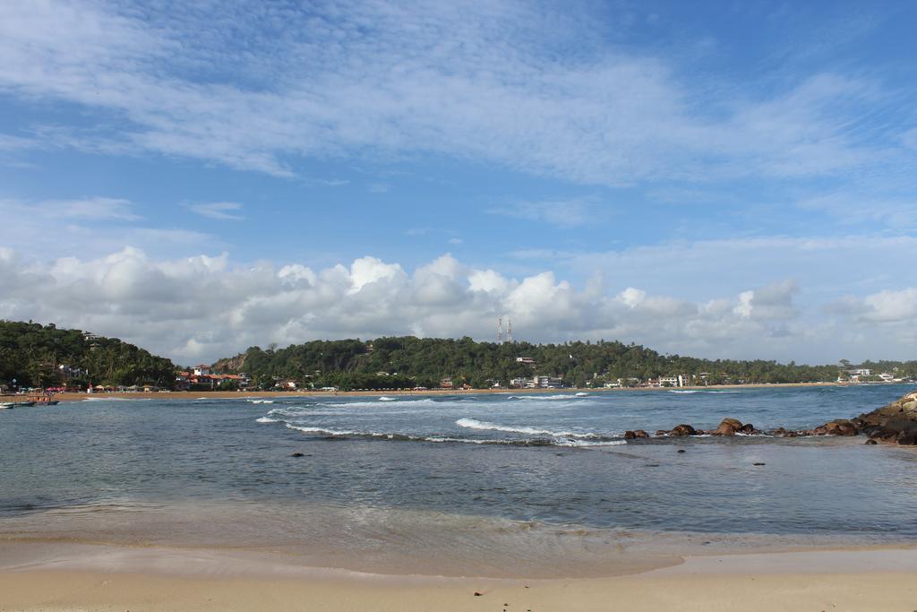 Santori Unawatuna Exteriör bild
