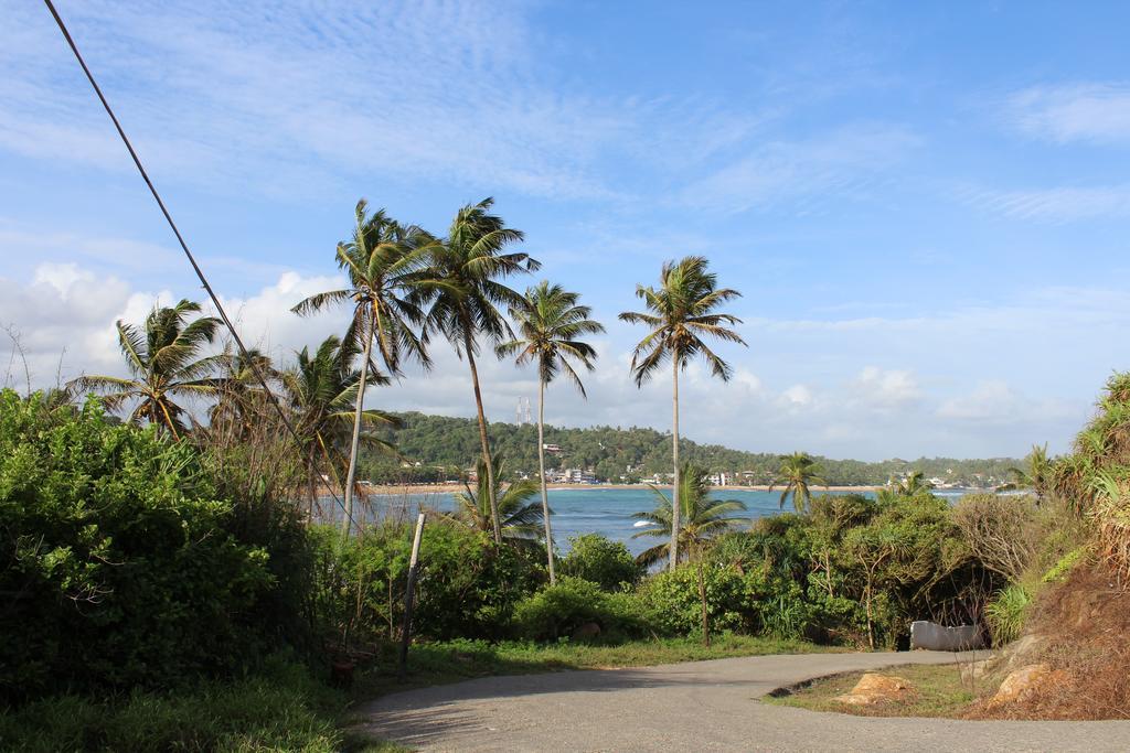 Santori Unawatuna Exteriör bild